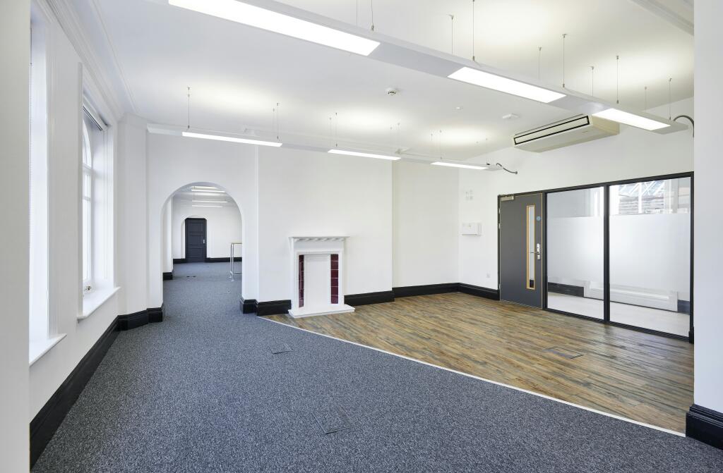 LEEMING BUILDING_HLA4486_HR.jpg