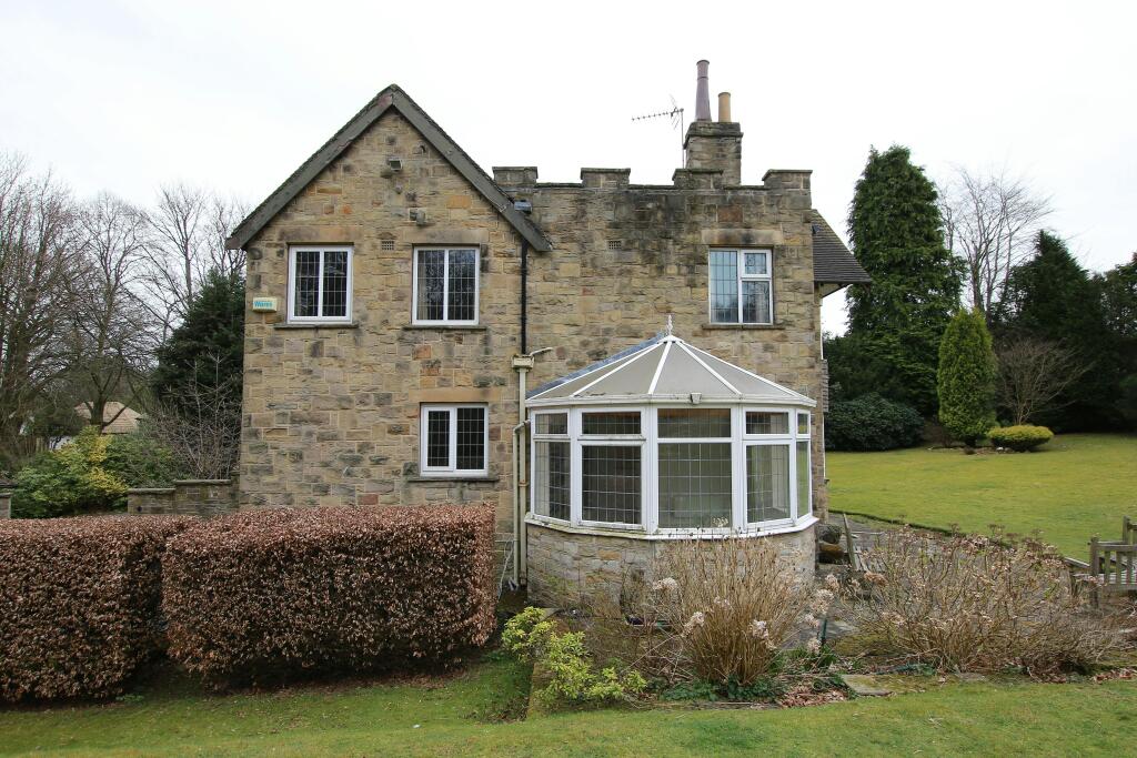 House 2 H7D_4479.JPG