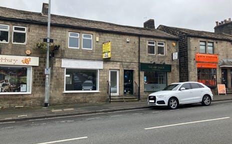 Front Pic NUMBER PLATE OBSCURED.jpg