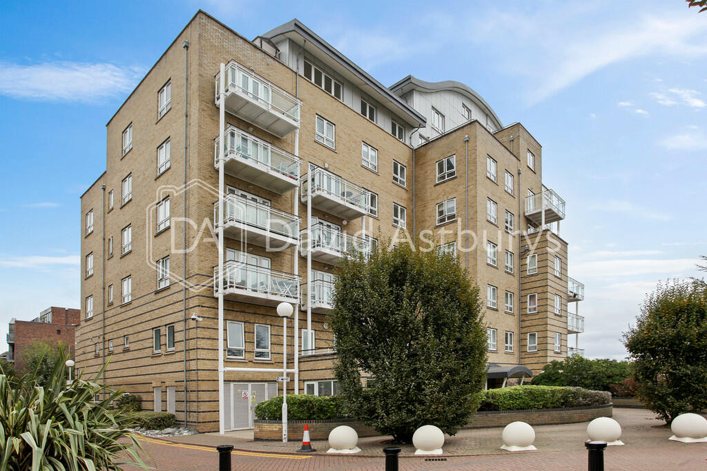Main image of property: St. Davids Square, Isle of Dog, London, E14