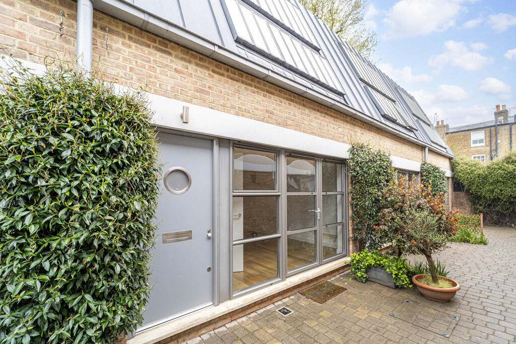Main image of property: Buckingham Road, De Beauvoir, London, N1