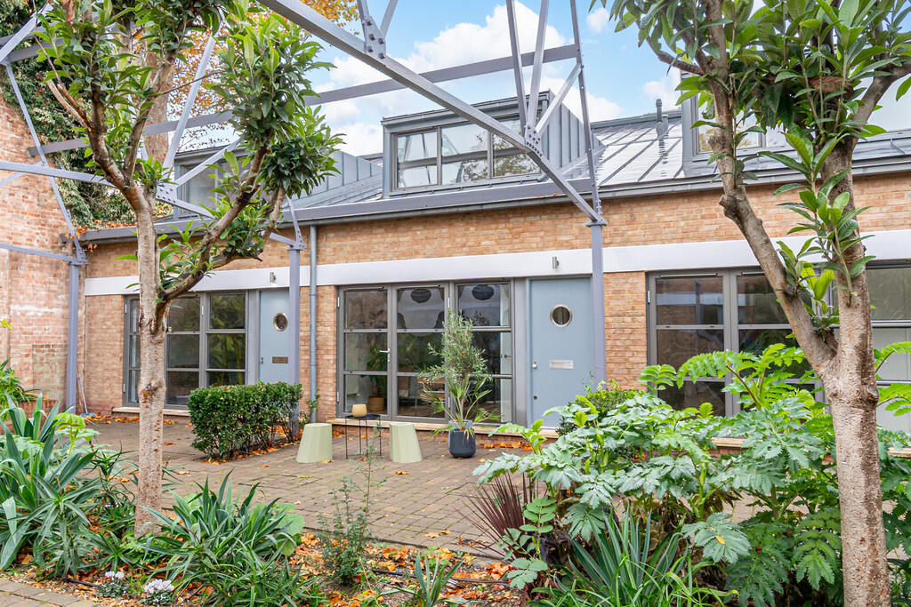 Main image of property: Buckingham Road, De Beauvoir, London, N1