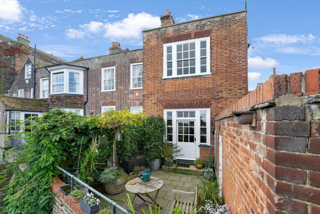 Main image of property: East Street, Rye, TN31