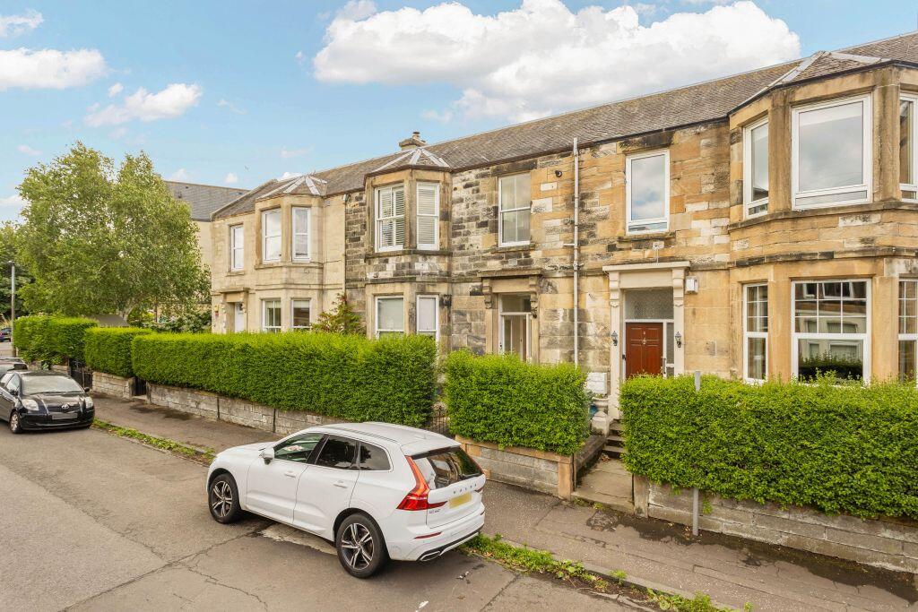 Main image of property: 4/2 Stanley Street, Portobello, EH15 1JJ