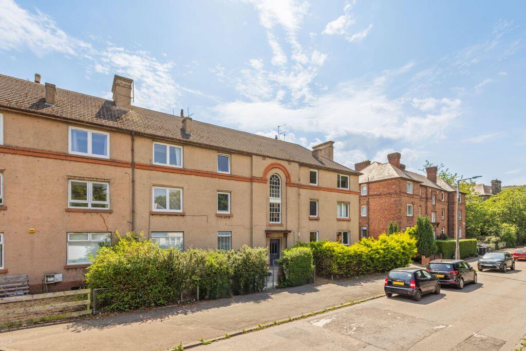 Main image of property: 3/6 Northfield Road, Edinburgh, EH8 7PW