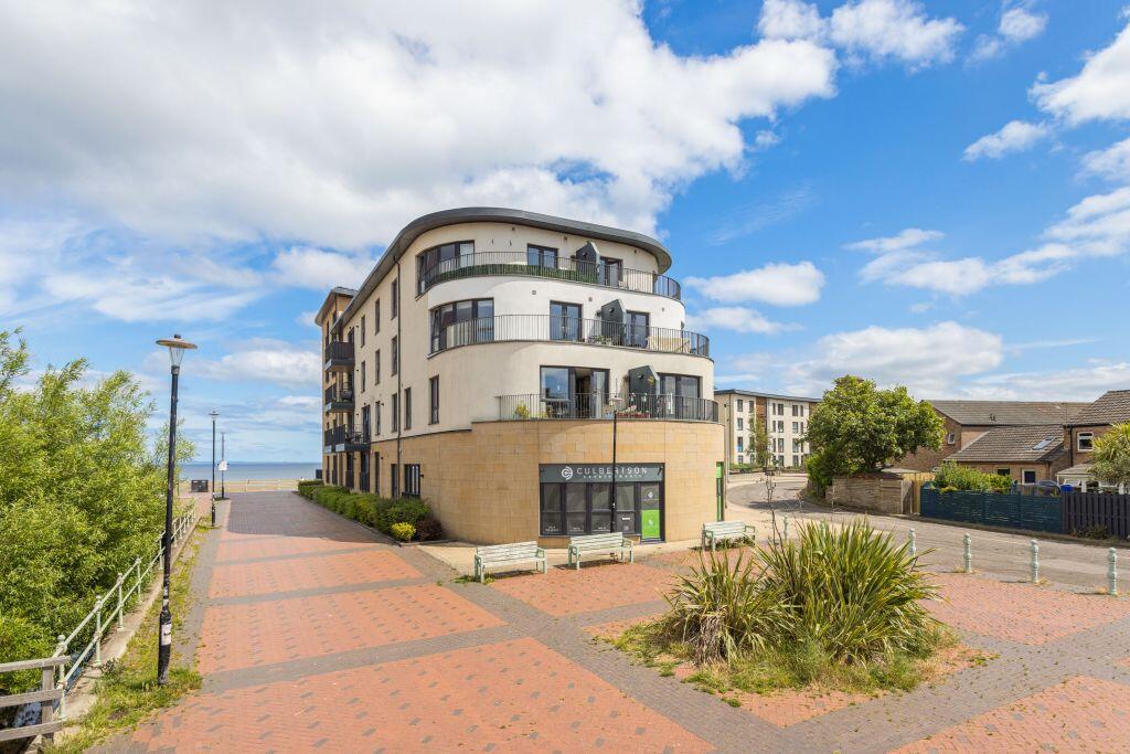 Main image of property: Flat 1, 15 Bridge Street, Portobello, EH15 1DB