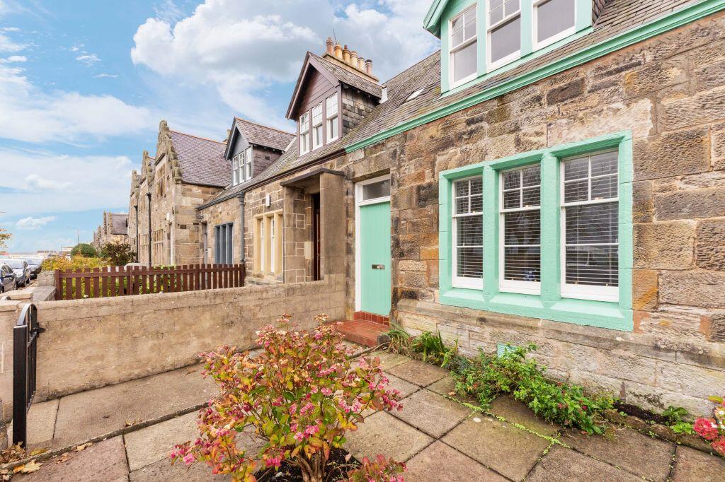 Main image of property: 12 Elcho Place, Port Seton, EH32 0DL