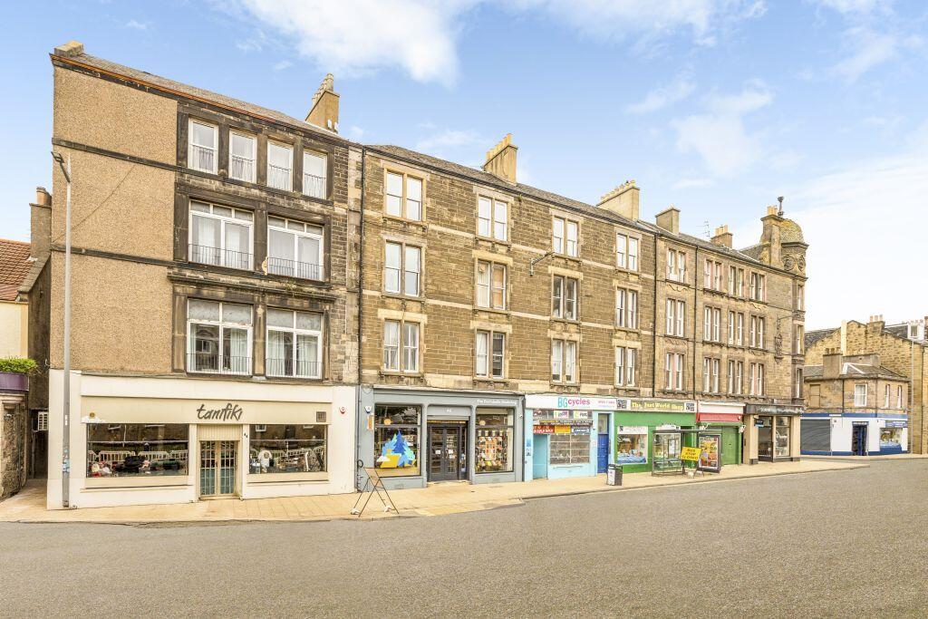 Main image of property: 50, 3F4 Portobello High Street, Portobello, EH15 1DA