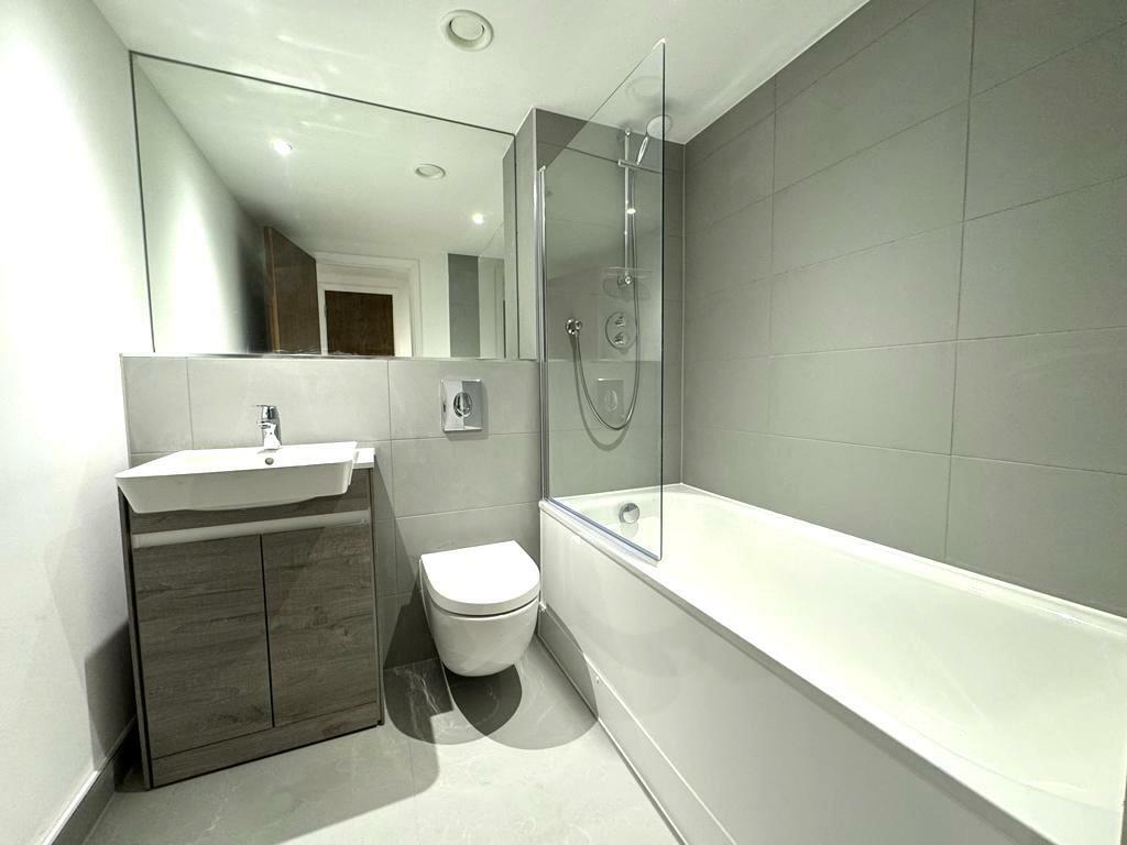 Apartment to rent on Market Street, Bracknell