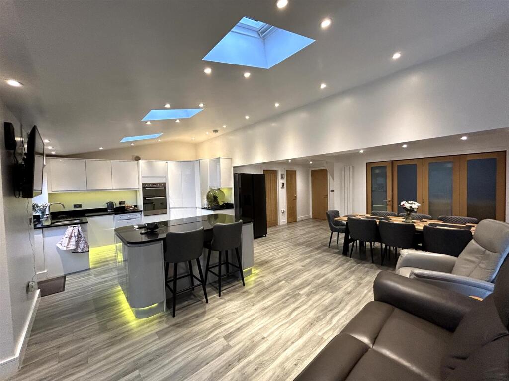 Additional property image - Mill Close, Broom, Alcester