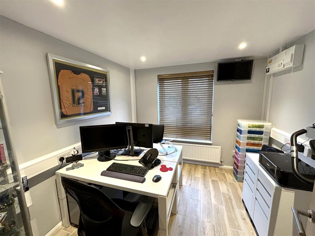 Additional property image - Mill Close, Broom, Alcester