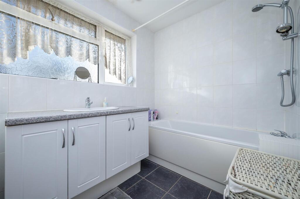Additional property image - Throckmorton Road, Alcester