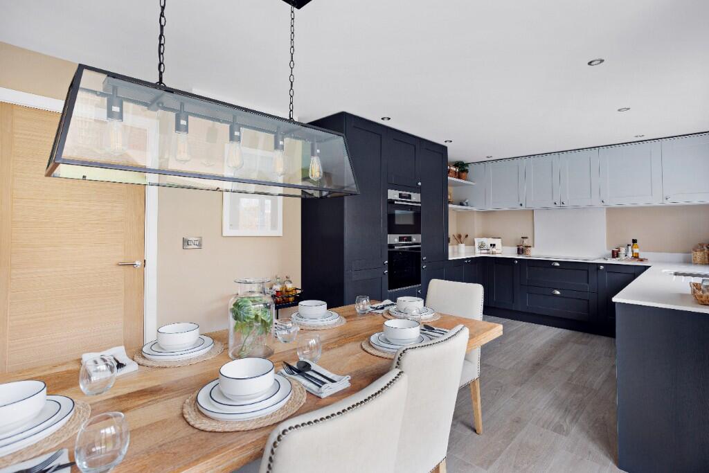 Main image of property: Dinan Way,
Exmouth,
EX8 5FP