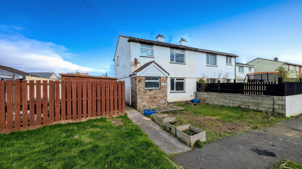 3 bedroom semi-detached house