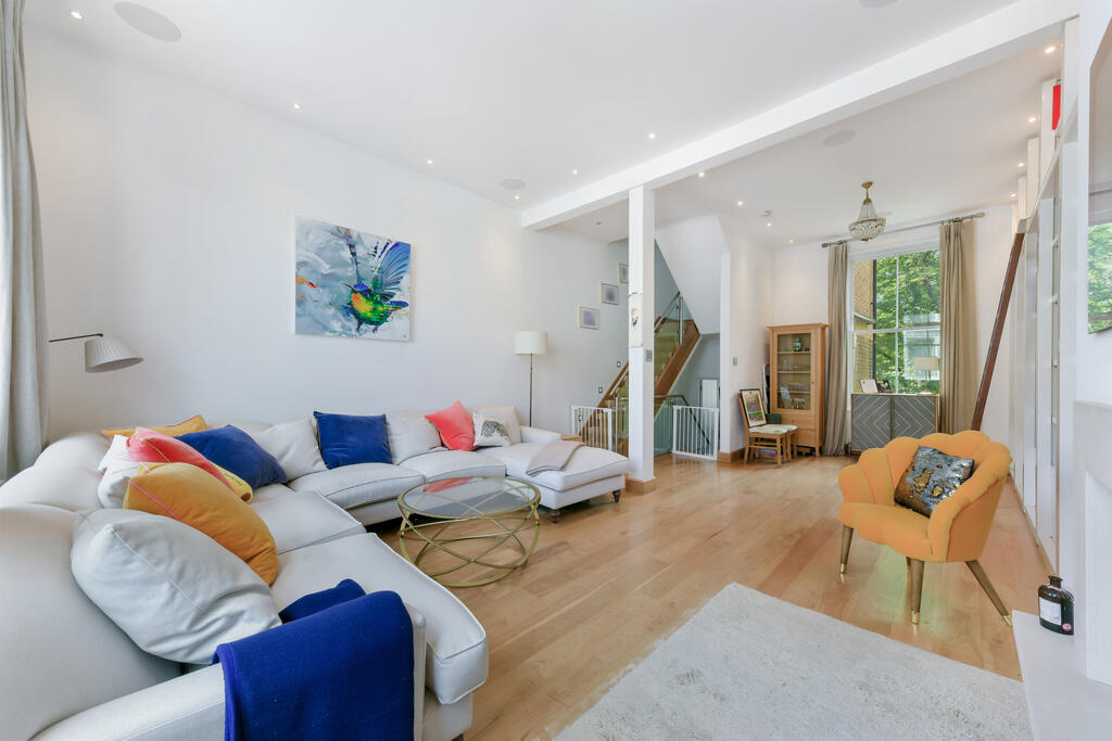 Main image of property: Ifield Road, SW10