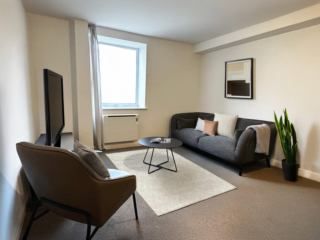 Main image of property: DUKE, 160 Oldham Road, Failsworth