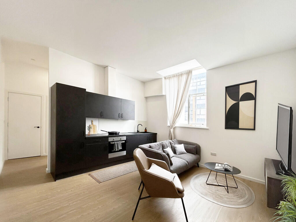 Main image of property: Spot, 124 Deansgate