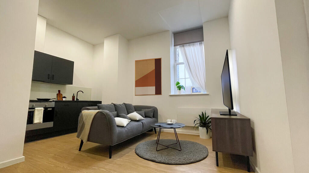 Main image of property: Spot, 124 Deansgate