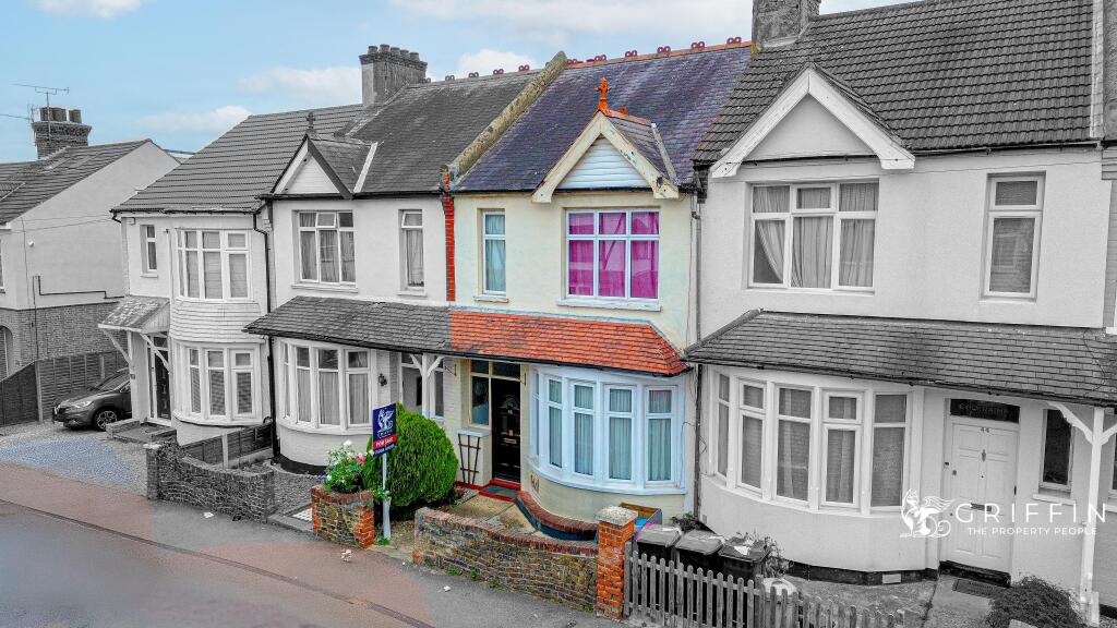 Main image of property: Gainsborough Drive, Westcliff-On-Sea, SS0