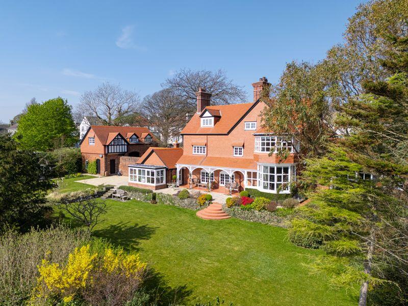 Main image of property: Oakleigh Glencrutchery Road, Douglas