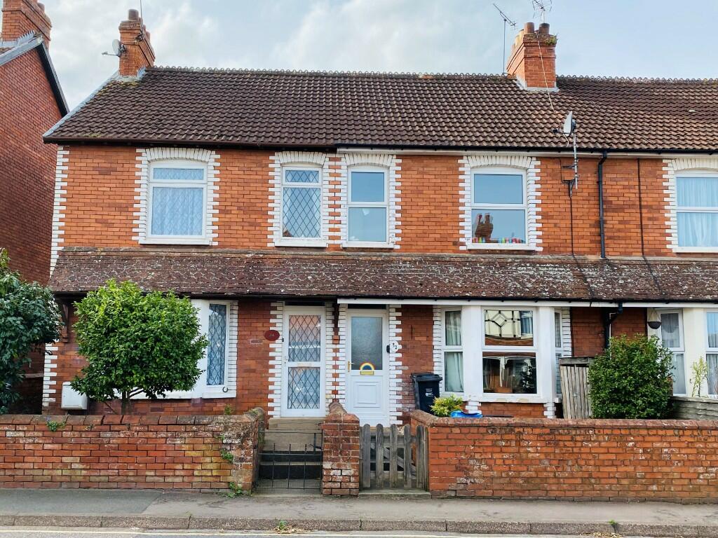 3 bedroom end of terrace house for sale in Road, Minehead