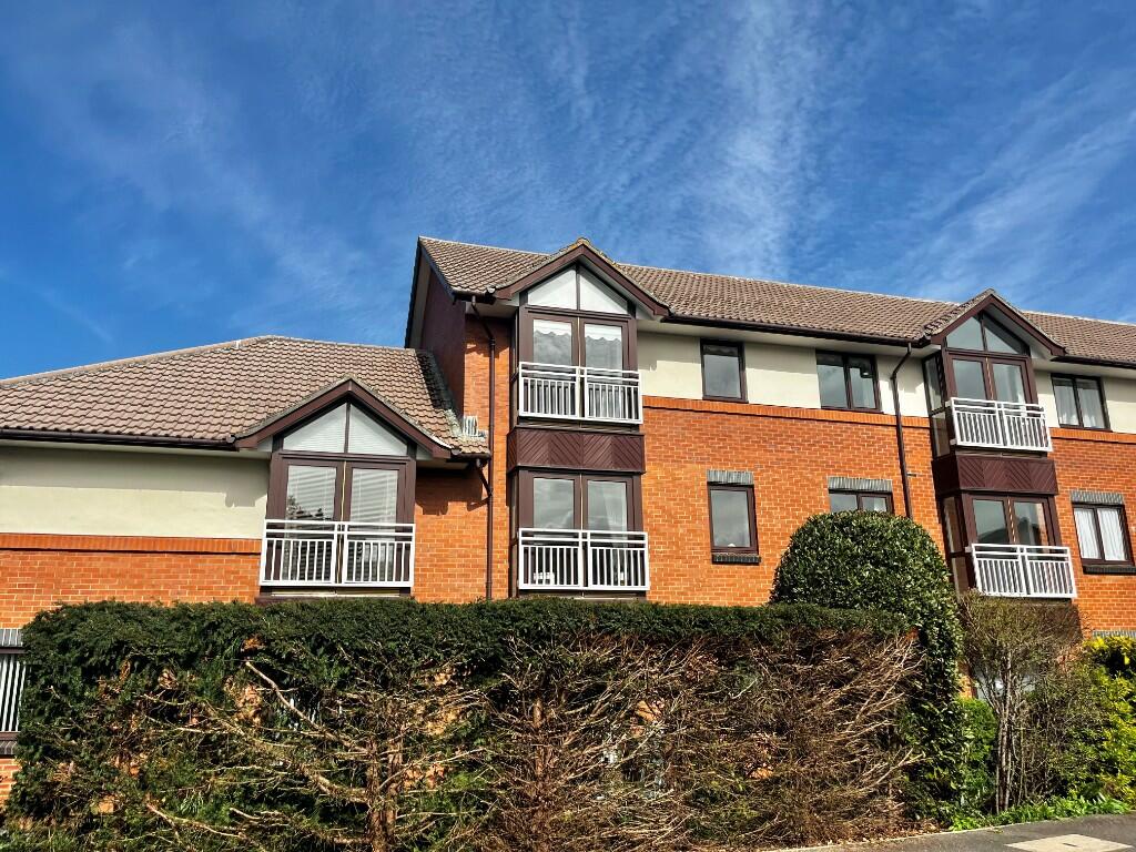 2 bedroom retirement property for sale in Vennland Way, Minehead