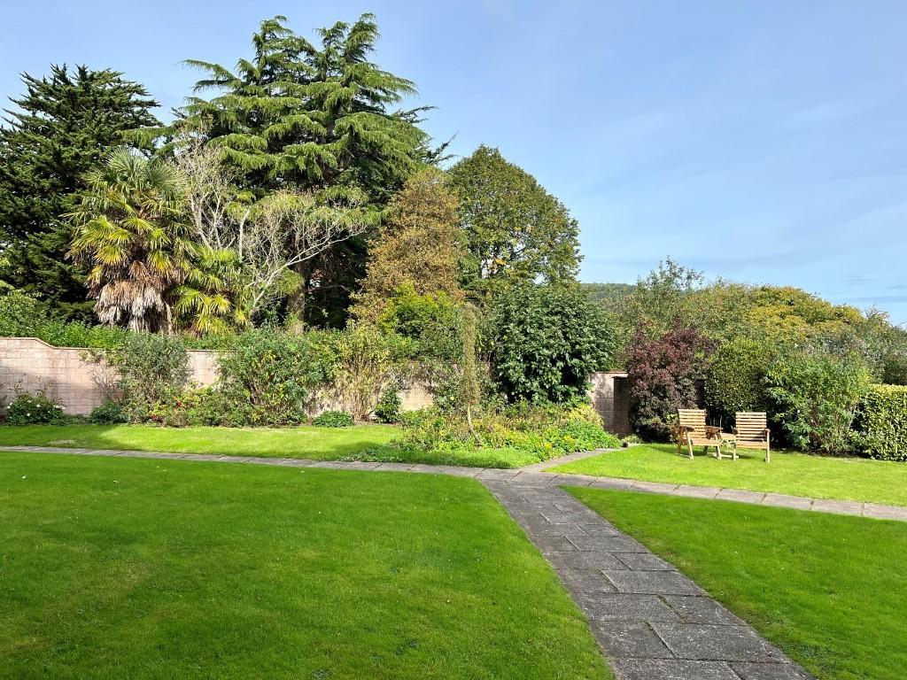 1 bedroom apartment for sale in Bernard Crescent, Minehead, Somerset, TA24