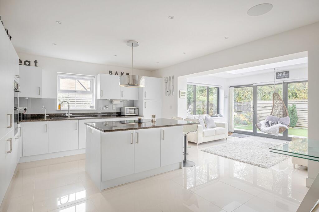 Additional property image - Gill Edge, Stansted, CM24