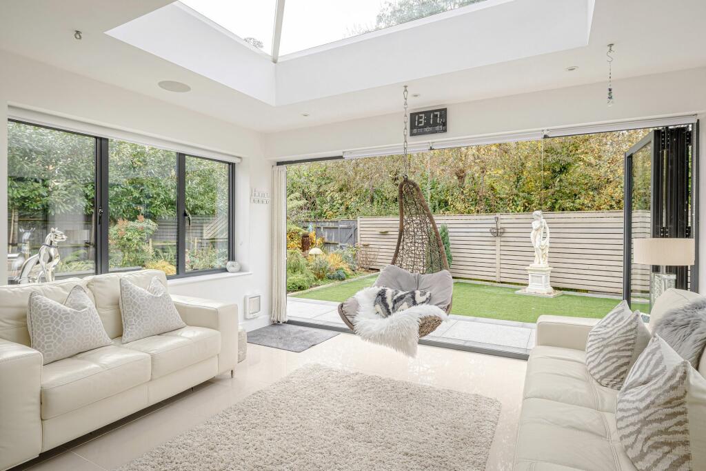 Additional property image - Gill Edge, Stansted, CM24