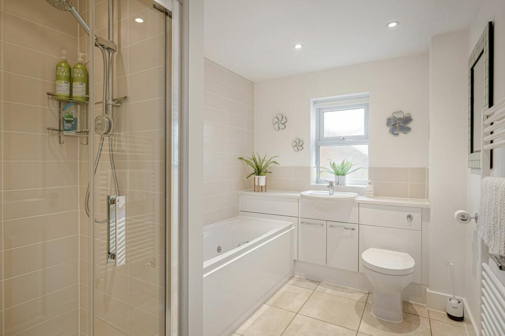 Additional property image - Gill Edge, Stansted, CM24
