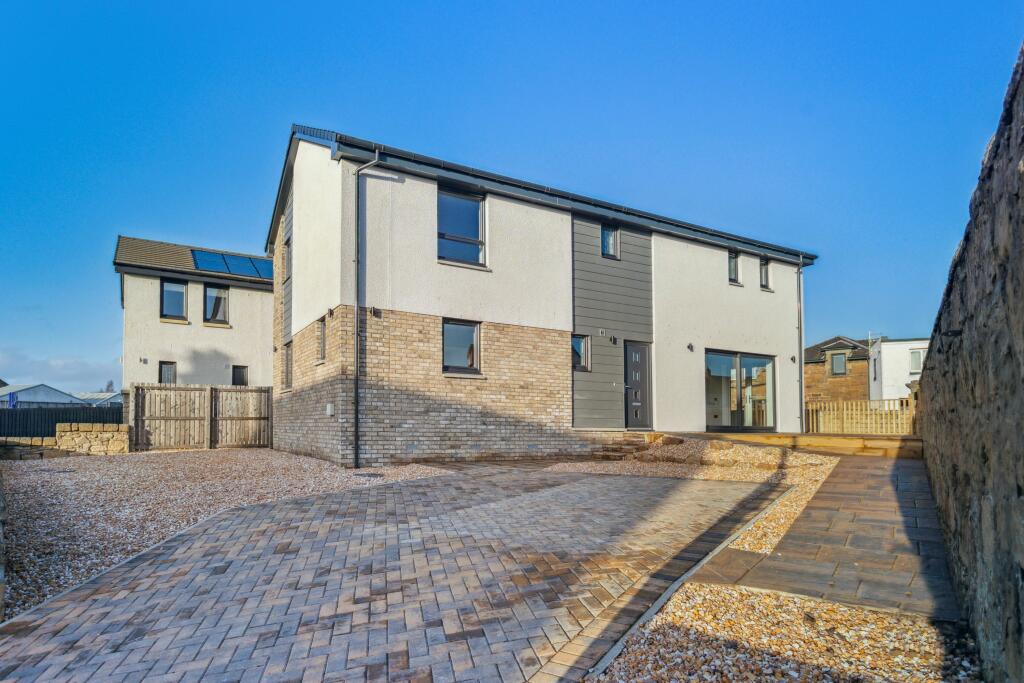 4 bedroom detached house for sale in Plot 2 Carronflats Road