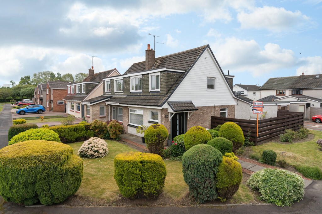 Main image of property: 1 Lomond Road, Grangemouth, FK3
