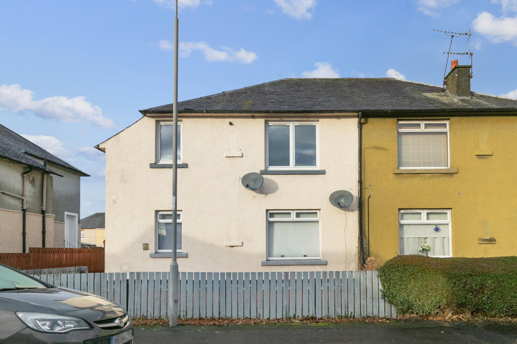 Main image of property: 55 Kings Road, Grangemouth, FK3