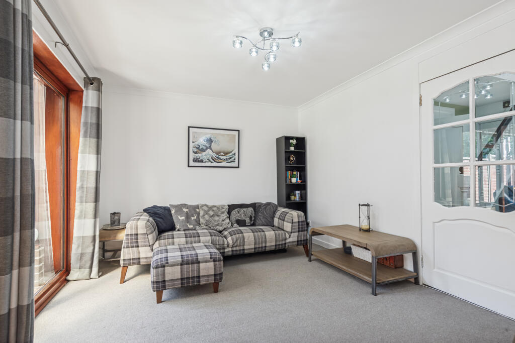 Main image of property: 49 Chestnut Grove, Bo'ness, EH51