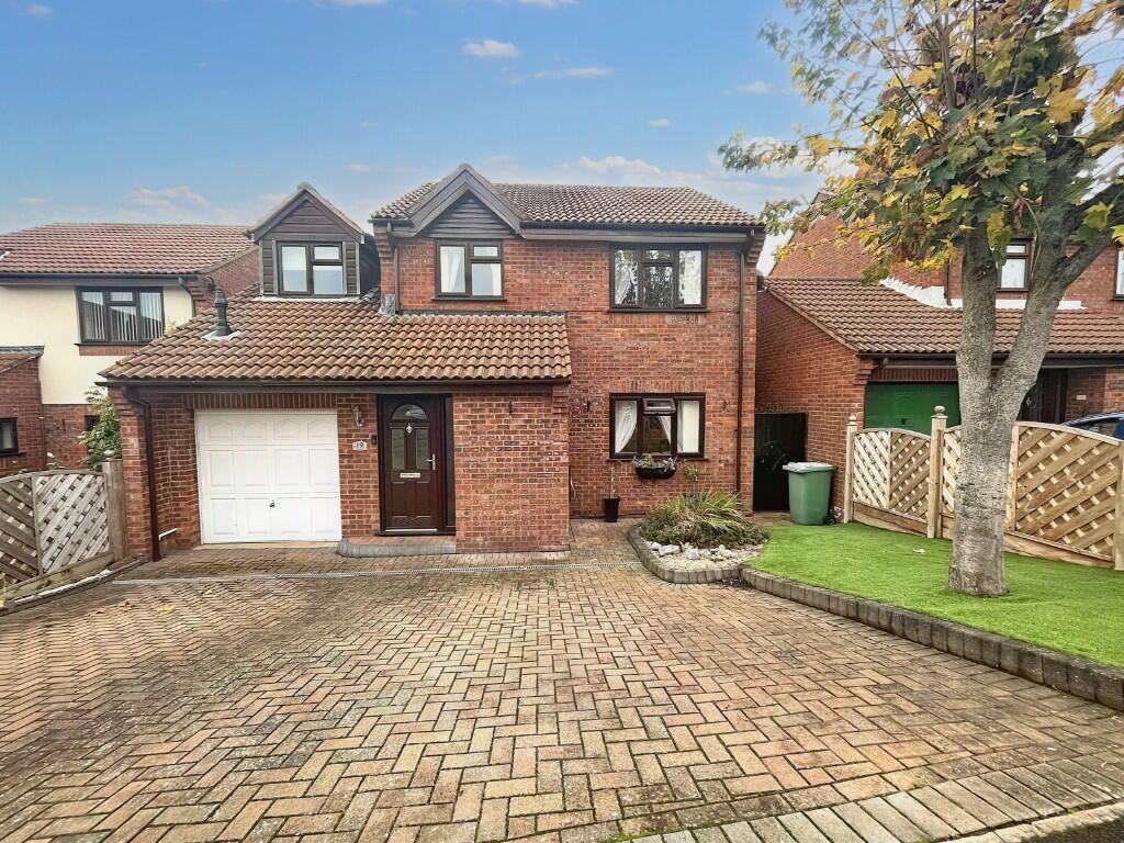 4 bedroom detached house for sale in Bay View, Watchet, Somerset, TA23
