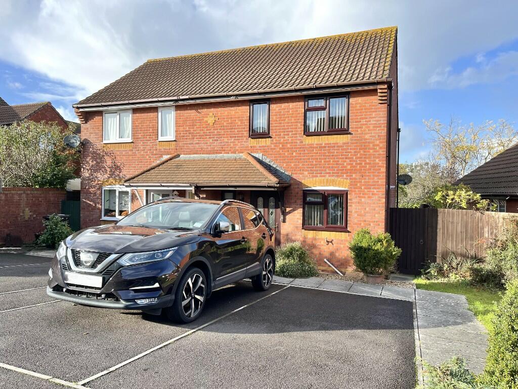 2 bedroom semidetached house for sale in Mariners Way, Watchet