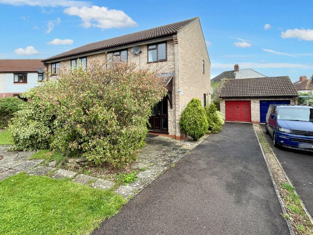 3 bedroom semidetached house for sale in Bay View, Watchet, Somerset, TA23