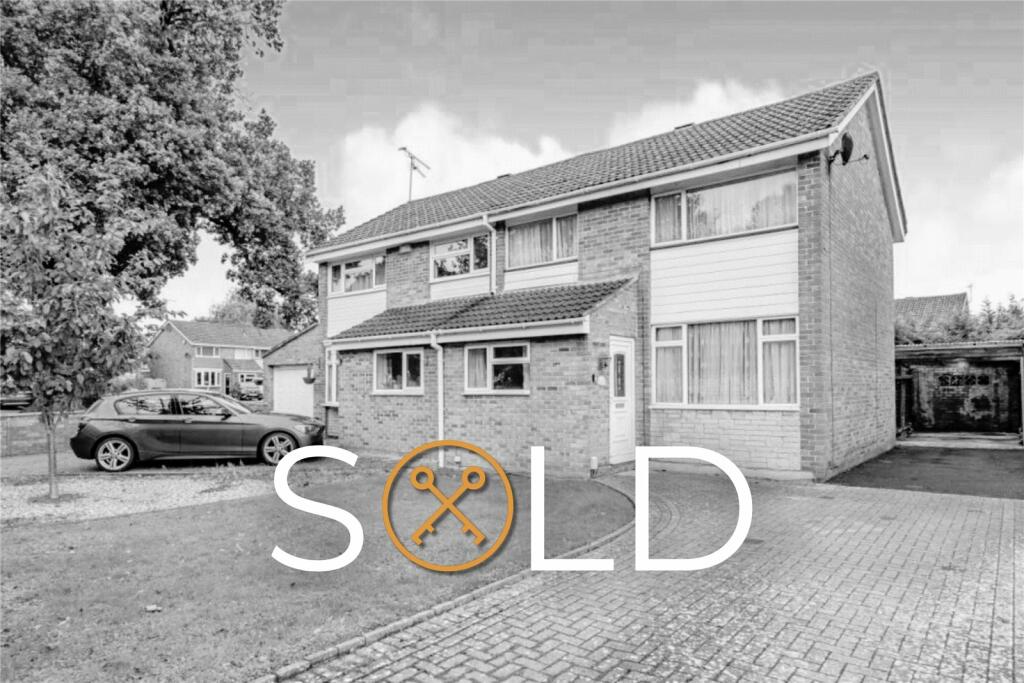 3 bedroom semidetached house for sale in Verney Close, Covingham