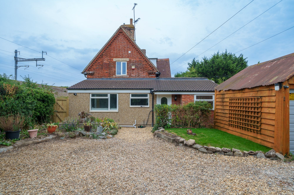 Main image of property: Shrivenham Road, South Marston, SN3