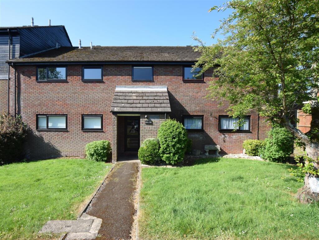 Main image of property: The Bourne, Bovingdon, Hemel Hempstead