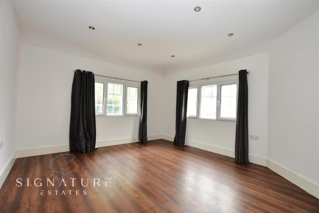 Main image of property: London Road, Berkhamsted