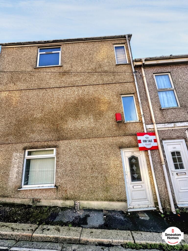 Main image of property: 135 Healy Place, Plymouth, Devon, Pl2 1BD