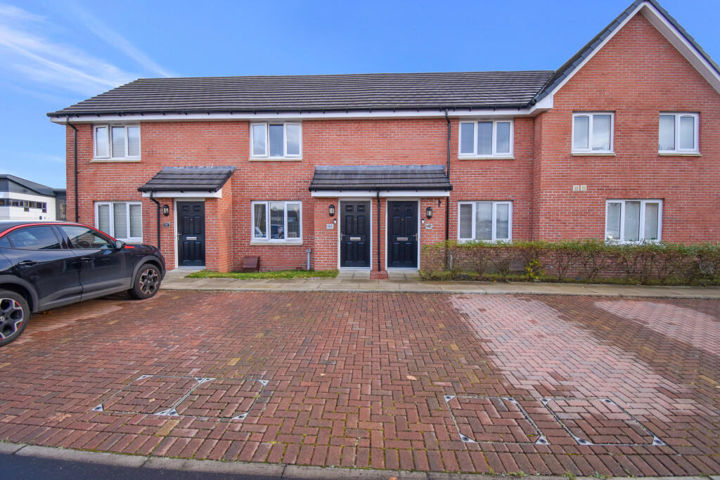 2 bedroom terraced house for sale in New Inchinnan Road, Paisley