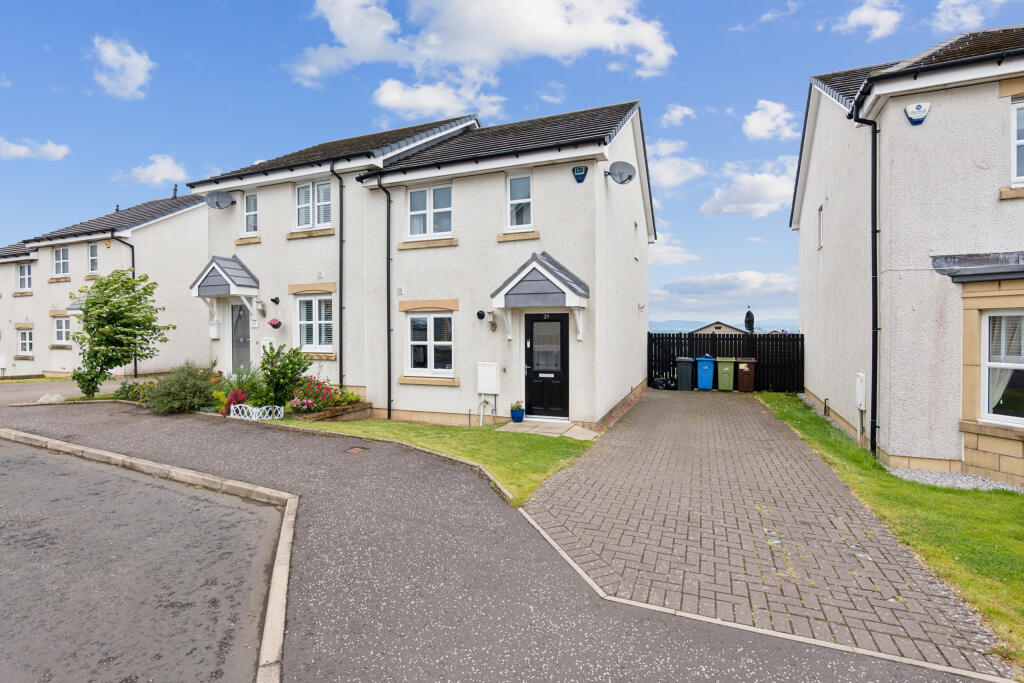 3 bedroom semidetached house for sale in Duncolm View, Barrhead, East