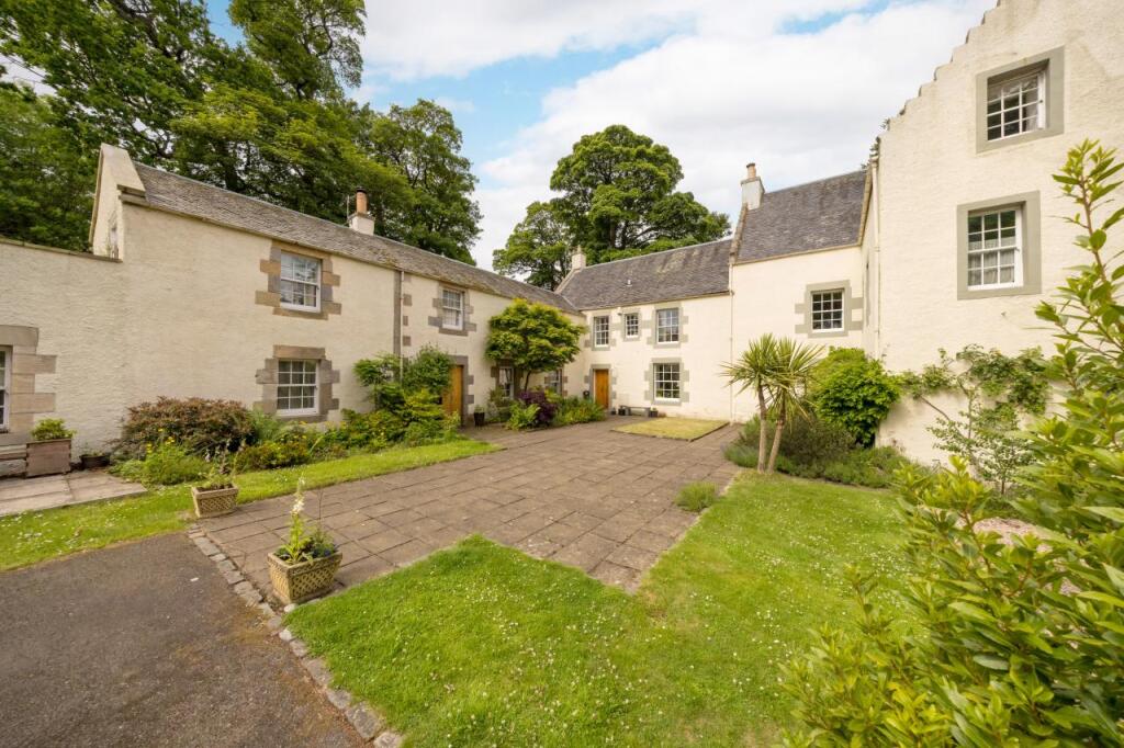 Main image of property: 122 Swanston Road, Edinburgh, EH10 7DS