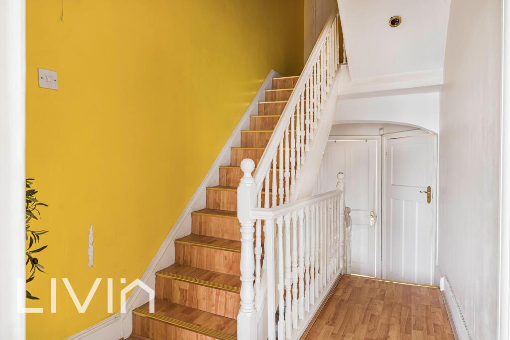 Additional property image - Woodville Road, Thornton Heath, Greater London