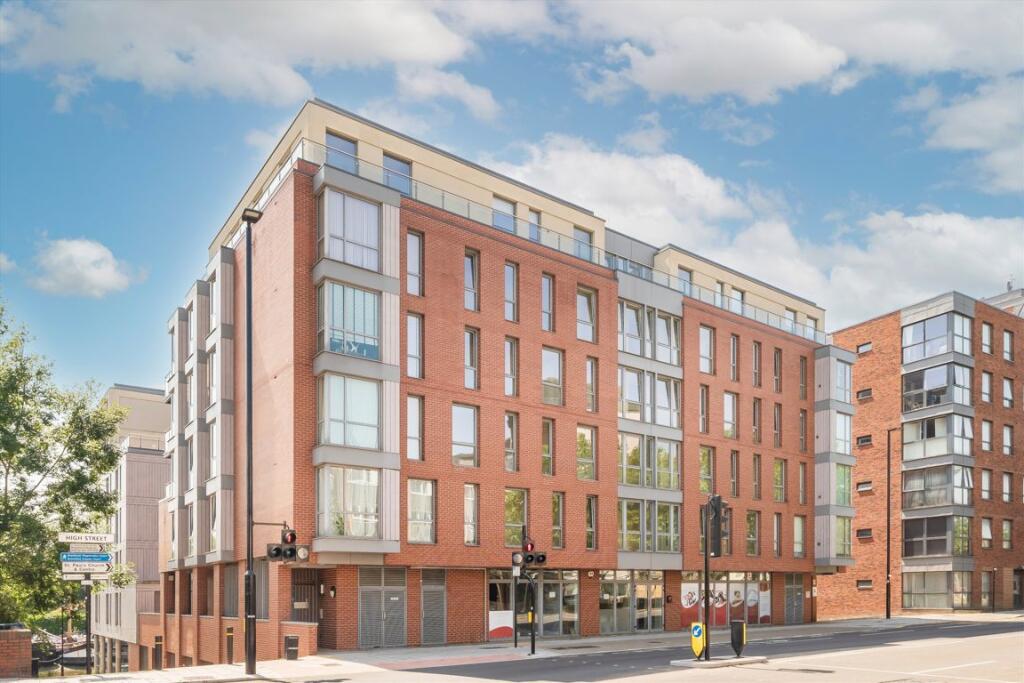 Main image of property: High Street, Brentford