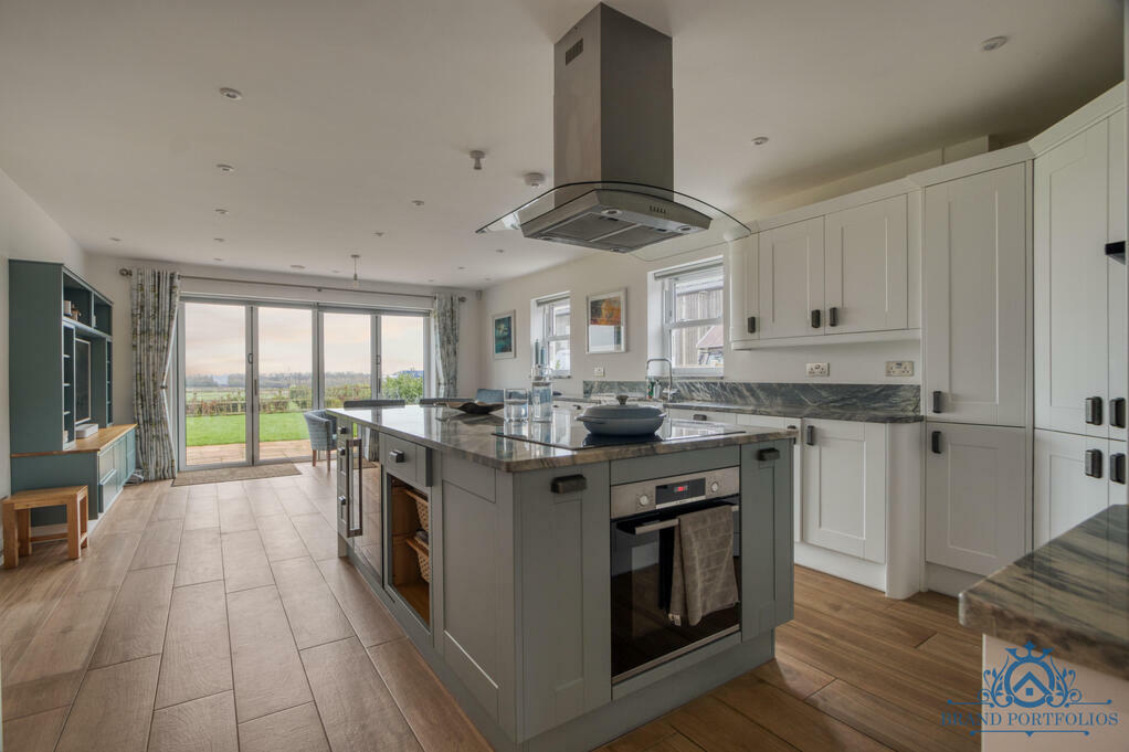 Additional property image - Chalk Street, CM3