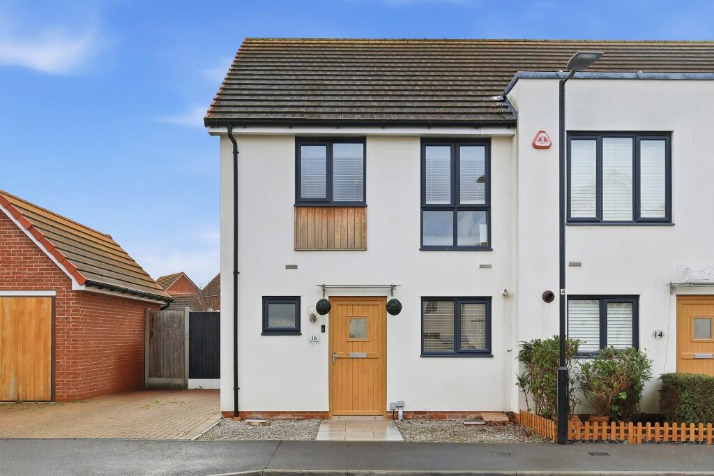 Main image of property: Cole Avenue, Southend-On-Sea, Essex, SS2