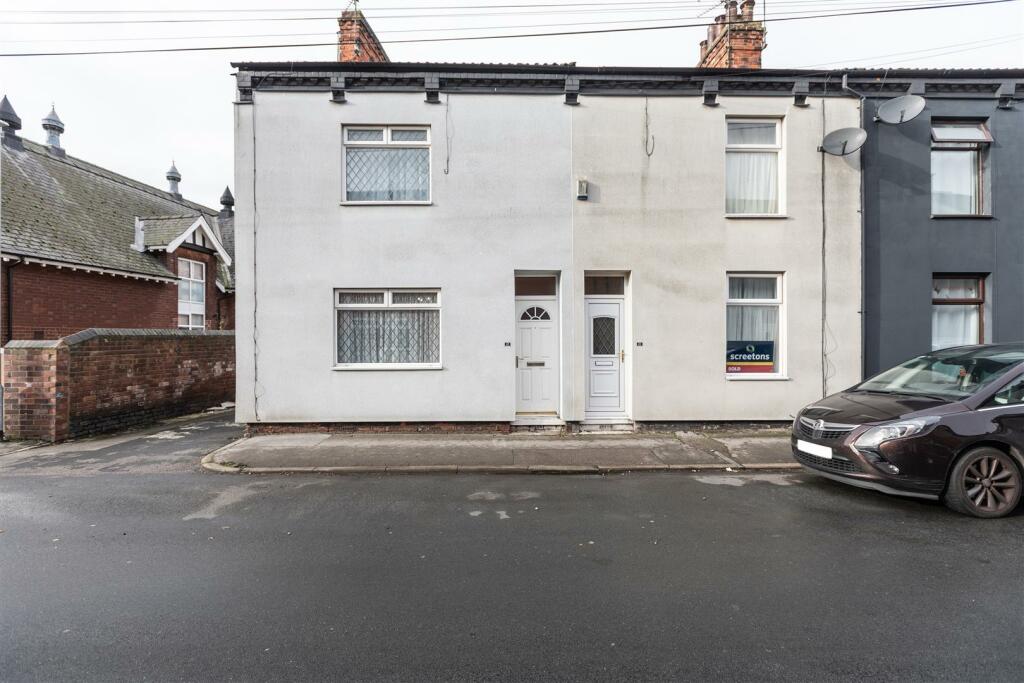 3 bedroom terraced house for sale in Percy Street, Goole, DN14